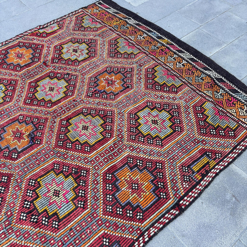 XL Vintage Turkish Accent Area rug 6.3 x 10.5 ft