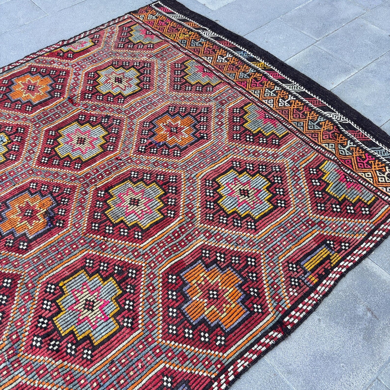 XL Vintage Turkish Accent Area rug 6.3 x 10.5 ft