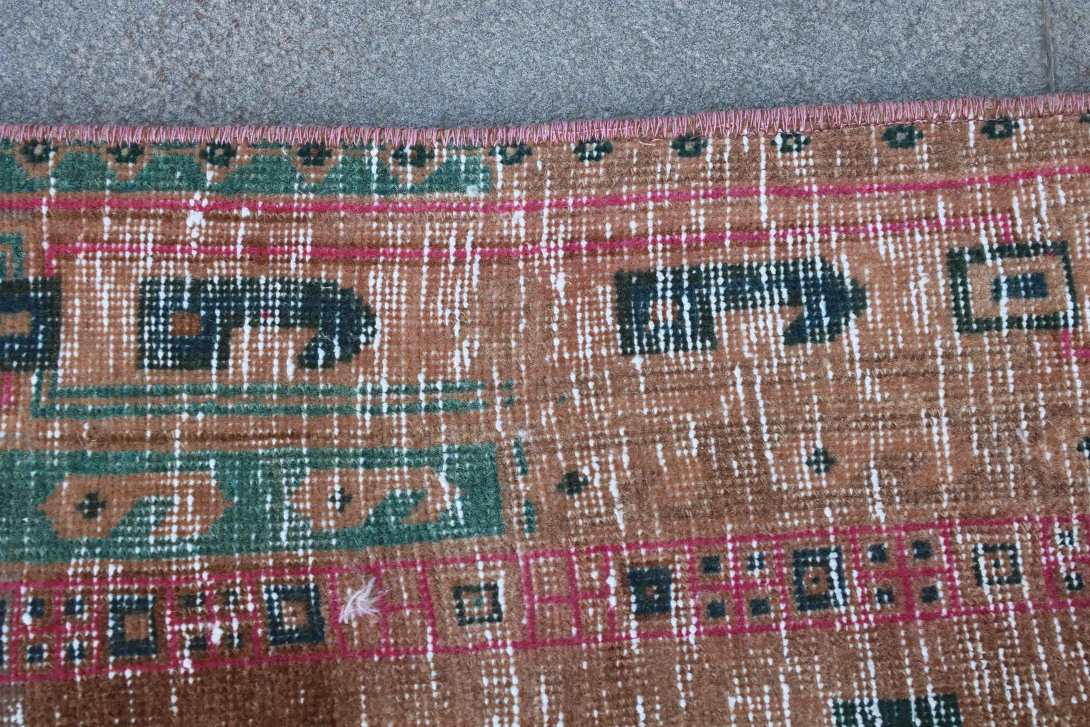 Vintage Turkish Mini Rug 1.8 x 2.3 ft