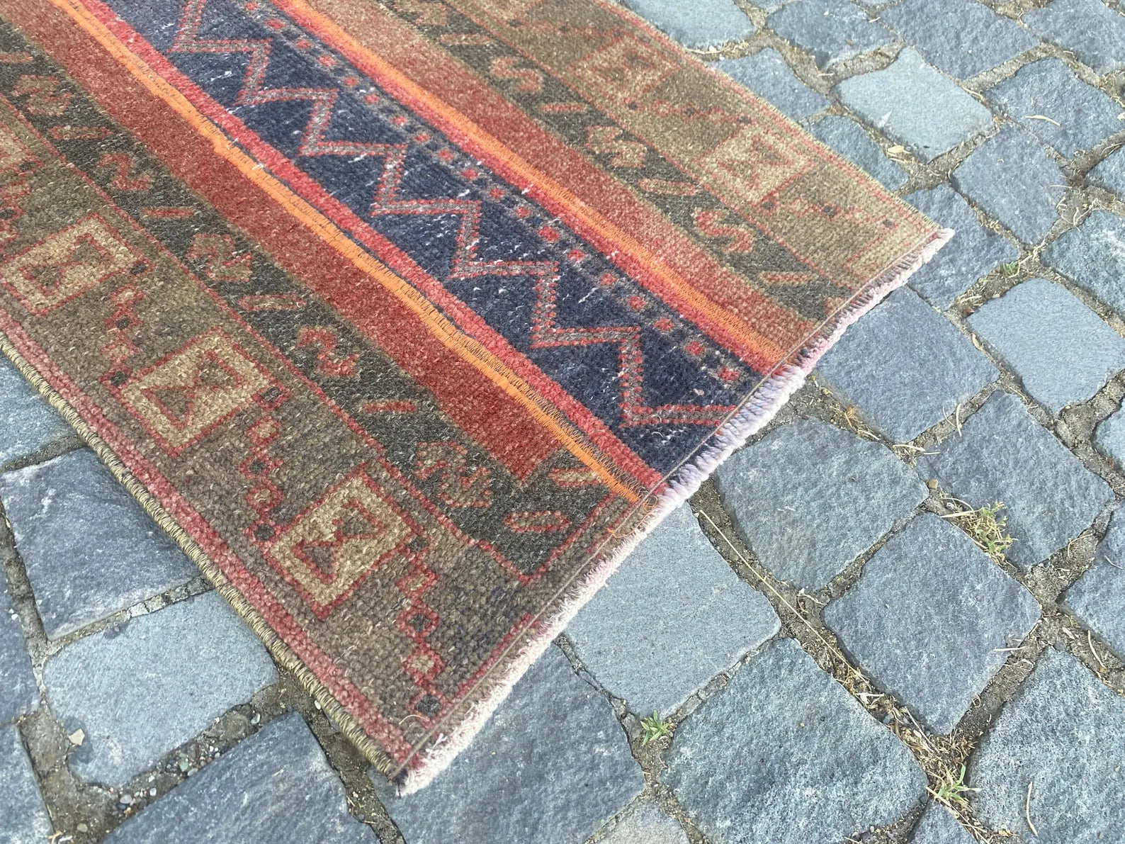 Vintage Turkish Mini Rug 1.8 x 3.2 ft