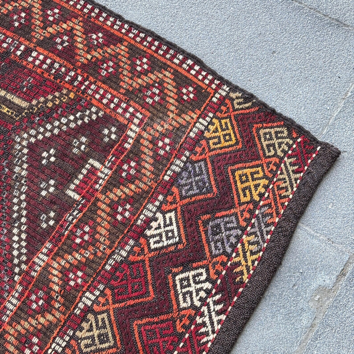 XL Vintage Turkish Accent Area Rug 5.5 x 9.3 ft