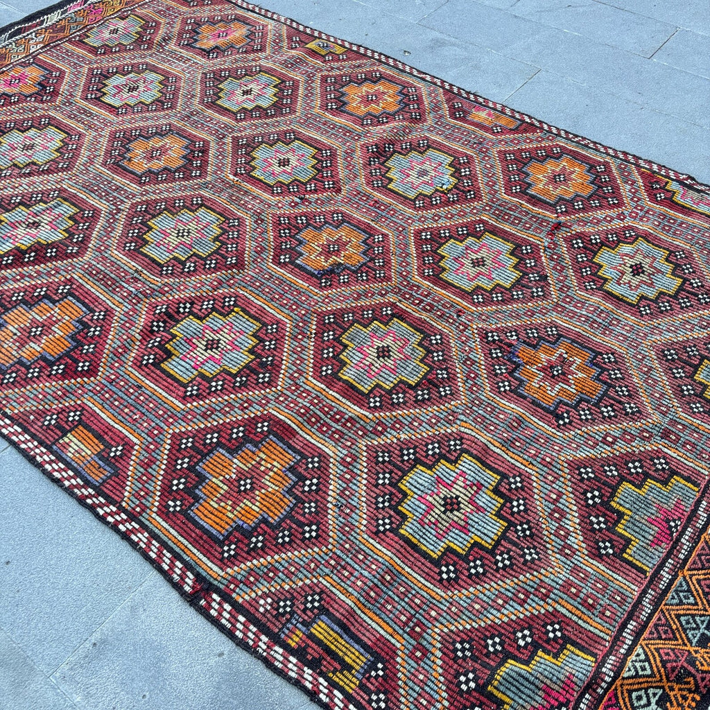 XL Vintage Turkish Accent Area rug 6.3 x 10.5 ft