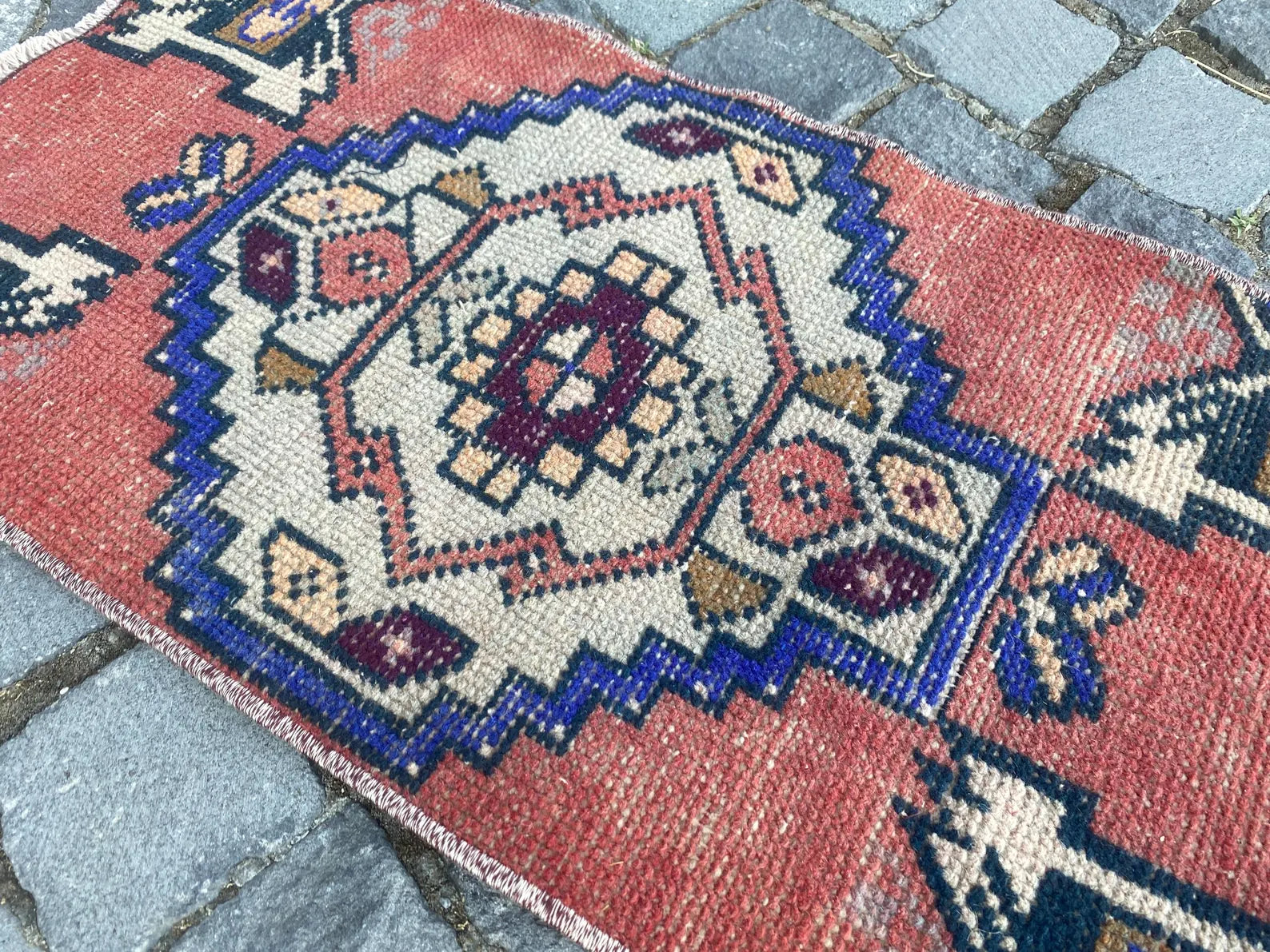 Vintage Turkish Mini Rug 1.3 x 2.5 ft