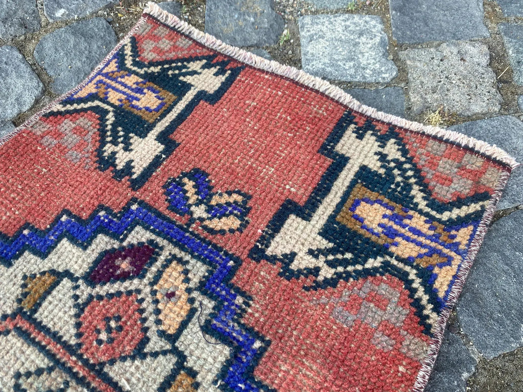 Vintage Turkish Mini Rug 1.3 x 2.5 ft