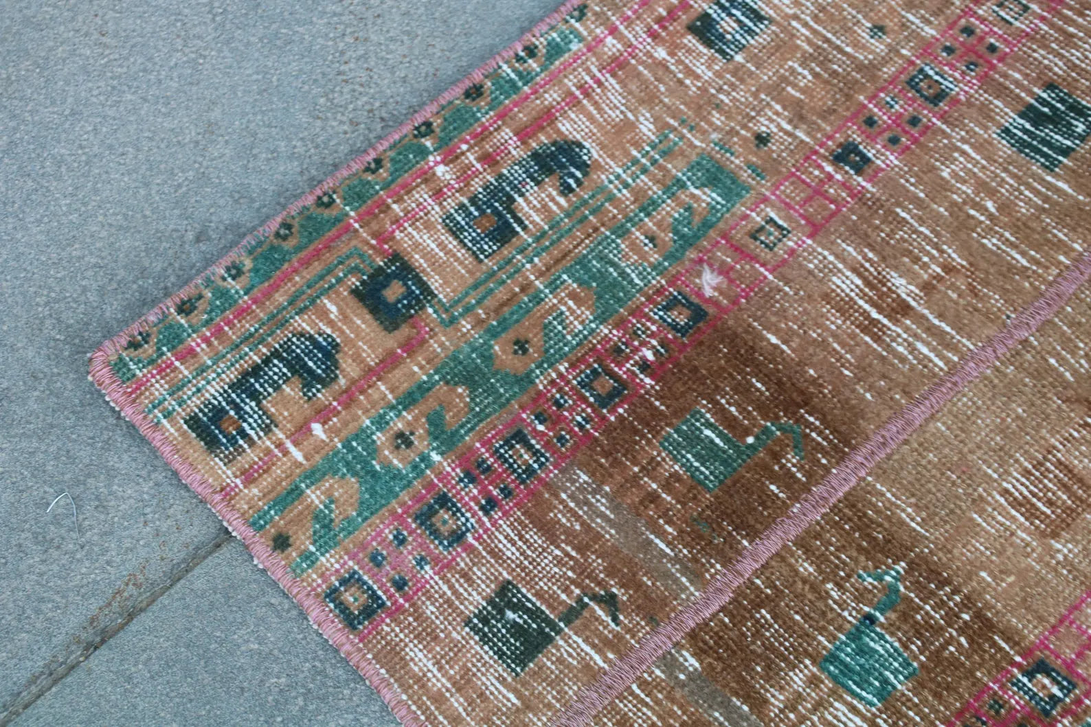 Vintage Turkish Mini Rug 1.8 x 2.3 ft