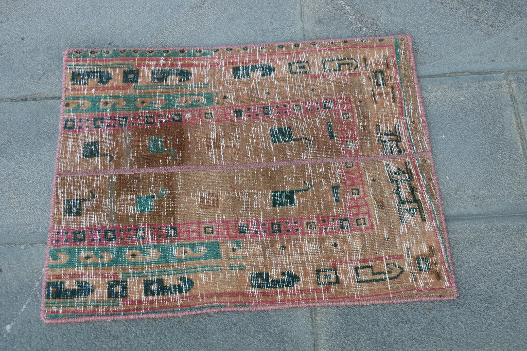 Vintage Turkish Mini Rug 1.8 x 2.3 ft