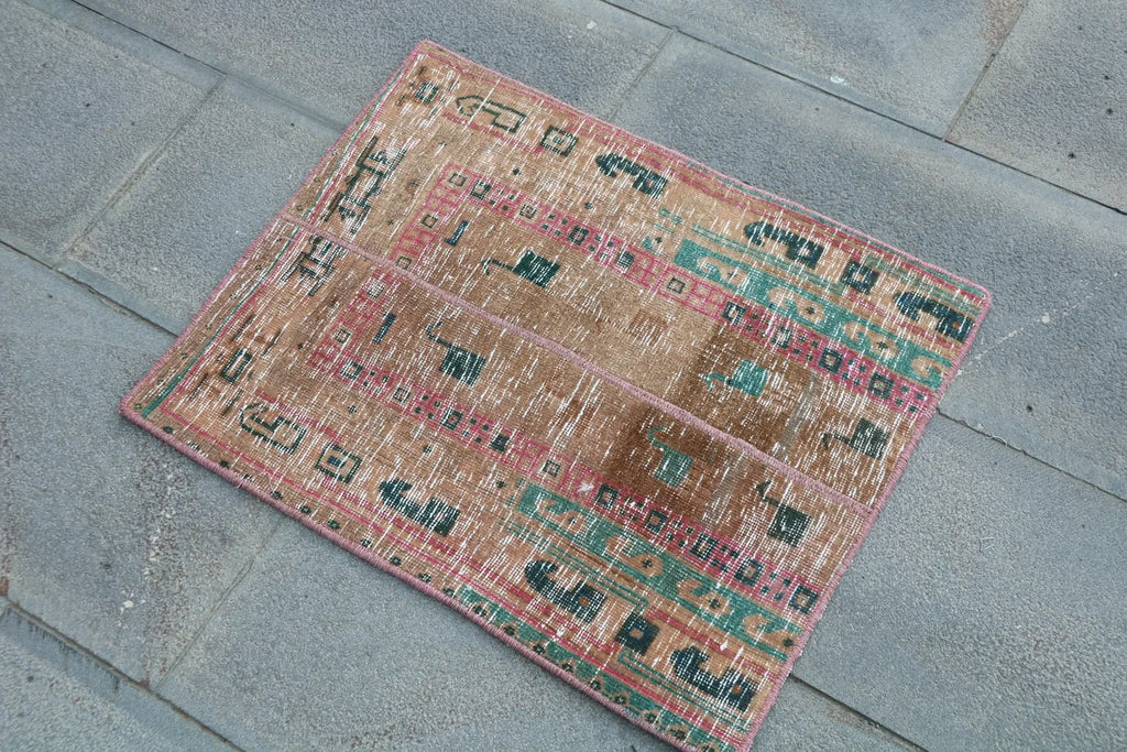 Vintage Turkish Mini Rug 1.8 x 2.3 ft