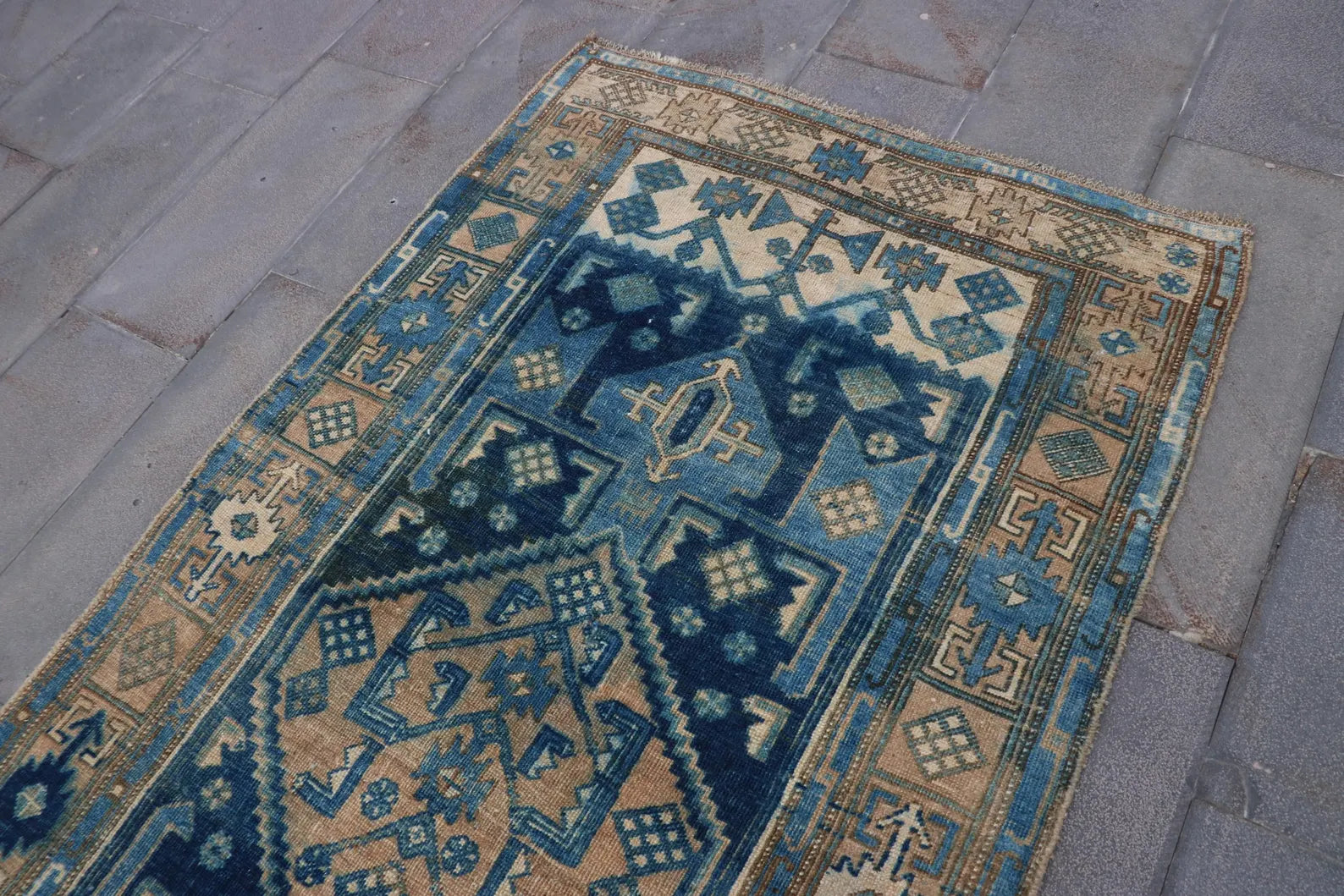 Vintage Turkish Accent Area rug 4 x 7.4 ft