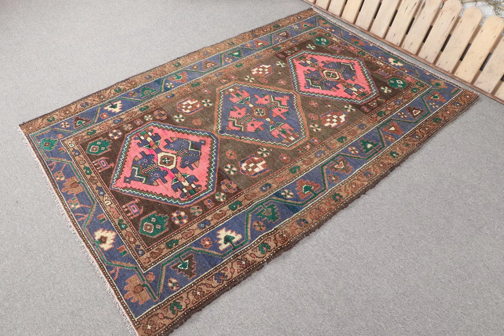 Vintage Persian Accent Area Rug 4 x 6.1 ft