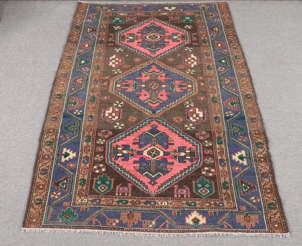 Vintage Persian Accent Area Rug 4 x 6.1 ft