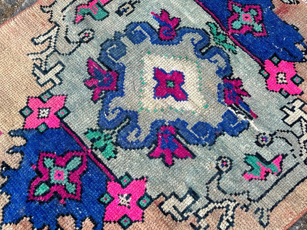 Vintage Turkish Mini Rug 1.8 x 2.2 ft