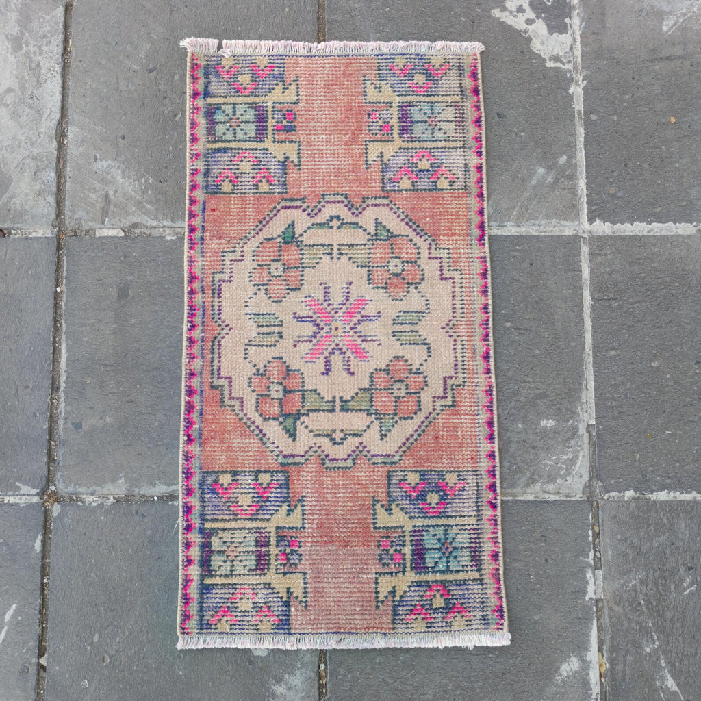 Vintage Turkish Mini Rug 1.5 x 2.9 ft