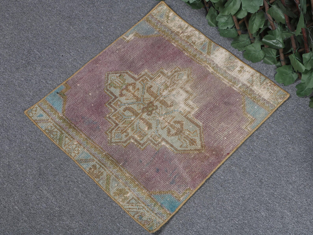 Vintage Turkish Mini Rug 1.6 x 1.8 ft