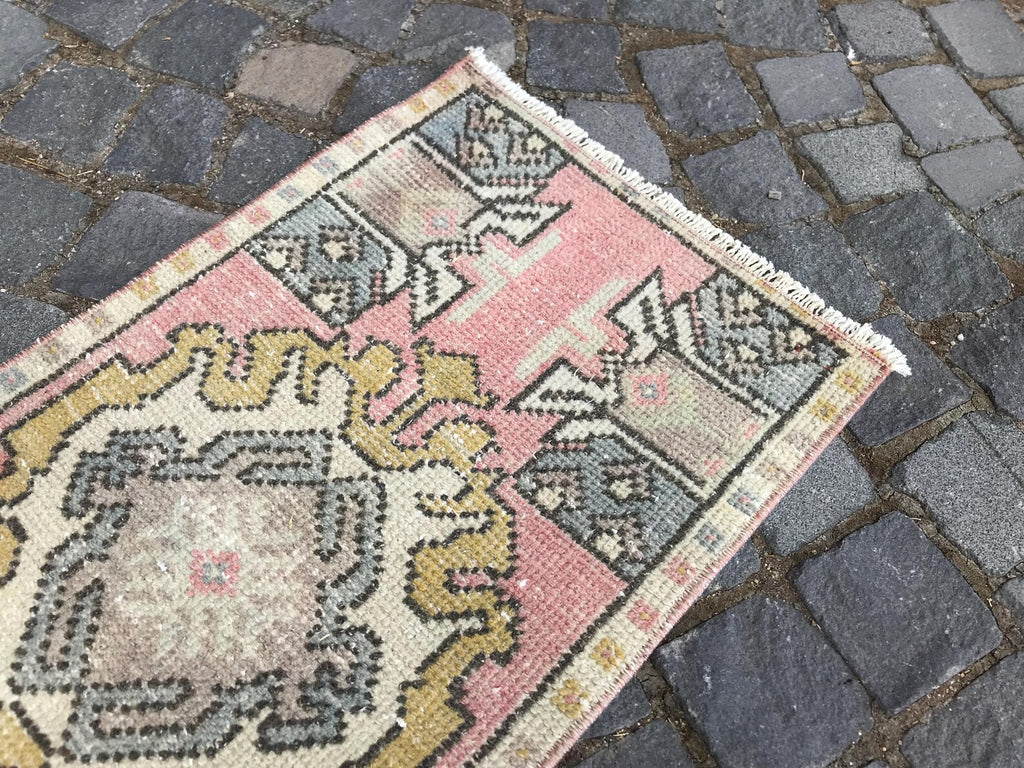 Vintage Turkish Mini Rug 1.5 x 3 ft