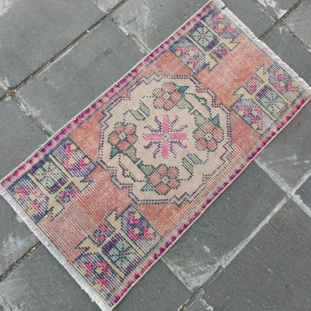 Vintage Turkish Mini Rug 1.5 x 2.9 ft