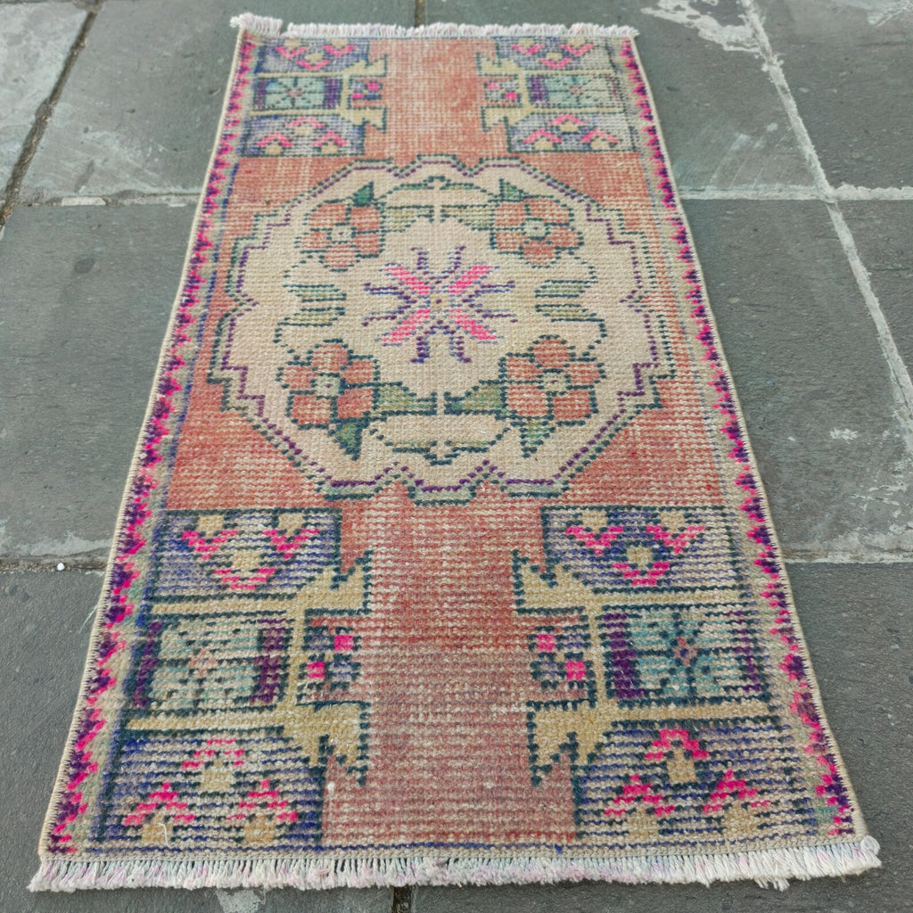 Vintage Turkish Mini Rug 1.5 x 2.9 ft