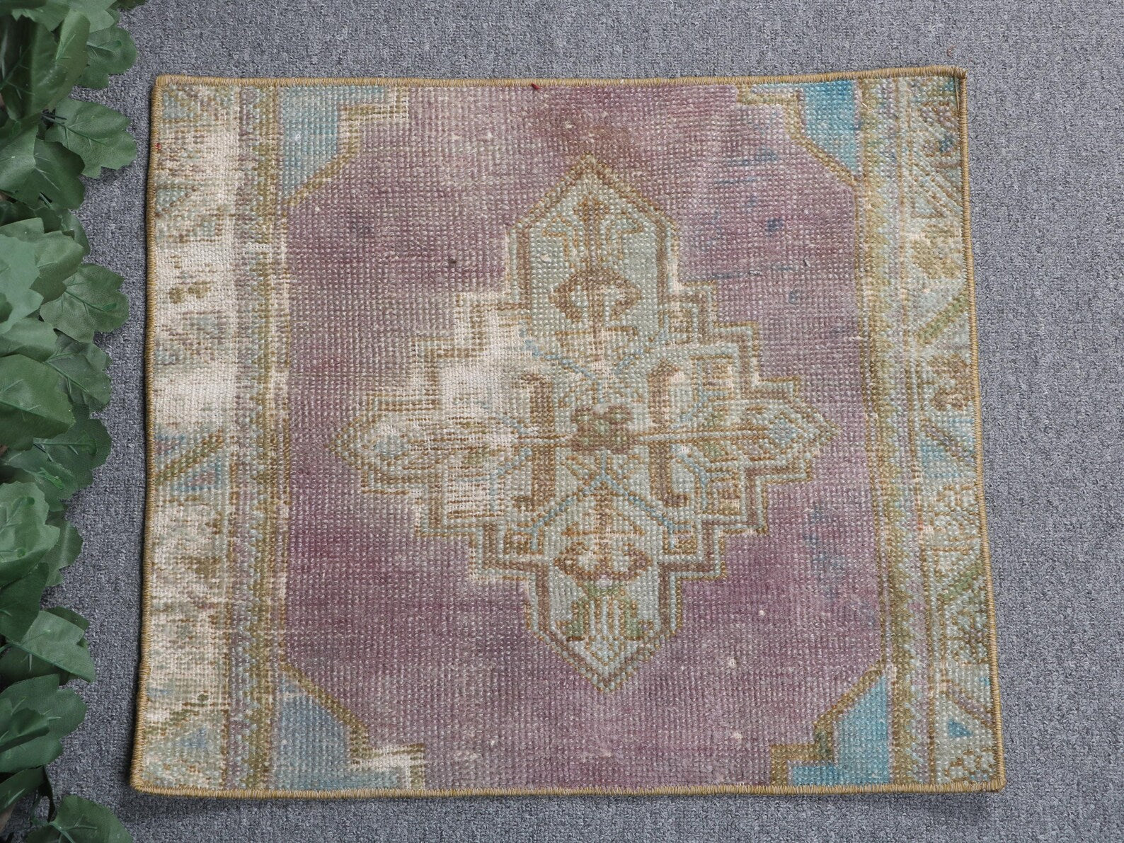 Vintage Turkish Mini Rug 1.6 x 1.8 ft
