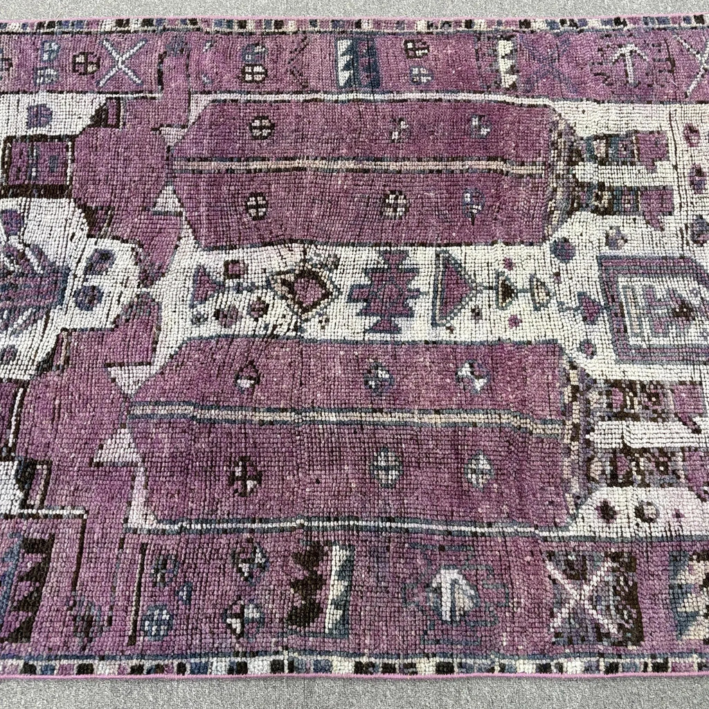 Vintage Turkish Accent Area rug 3.6 x 6.1 ft