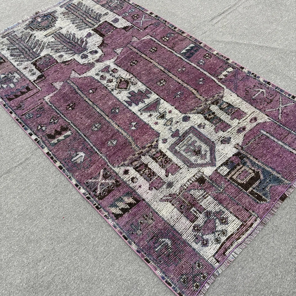 Vintage Turkish Accent Area rug 3.6 x 6.1 ft