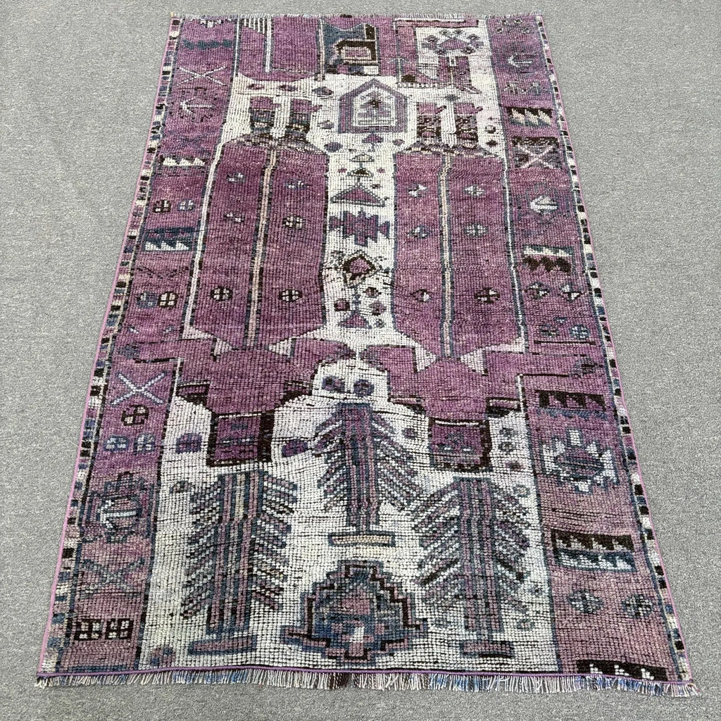 Vintage Turkish Accent Area rug 3.6 x 6.1 ft