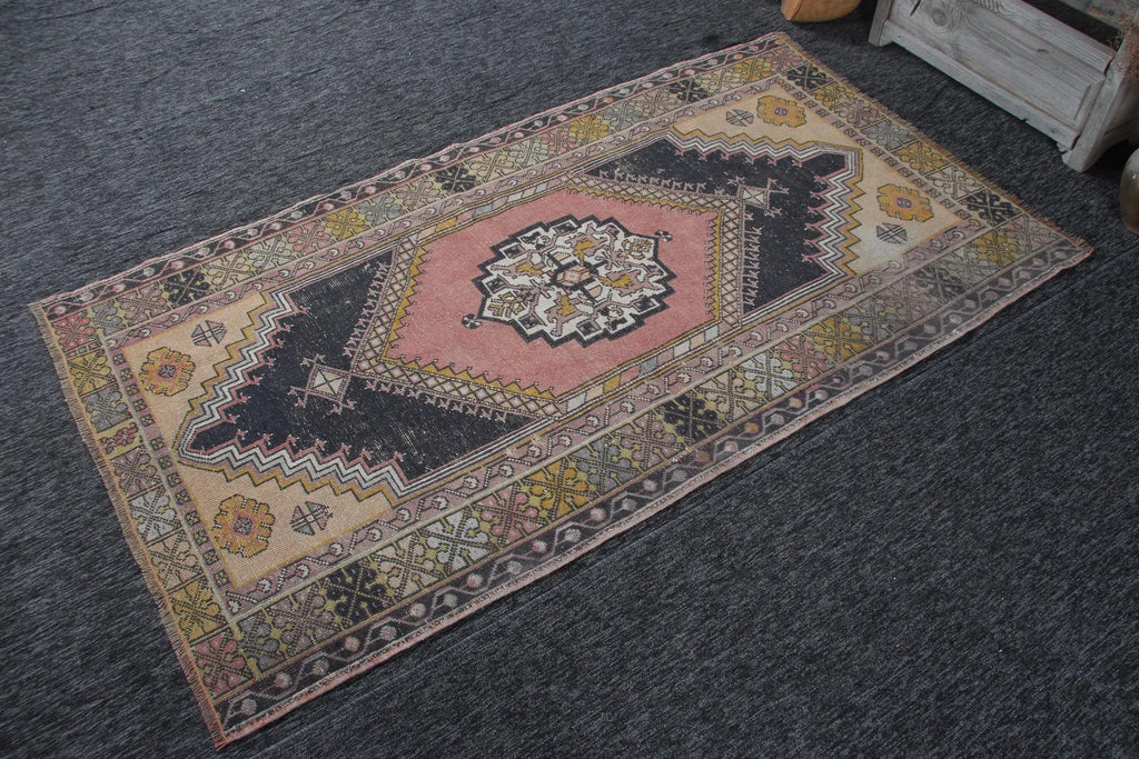 Vintage Turkish Accent Area rug 4 x 7.1 ft