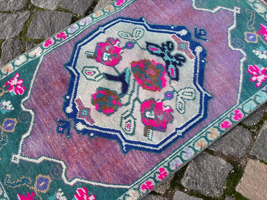 Vintage Turkish Mini Rug 1.6 x 3 ft