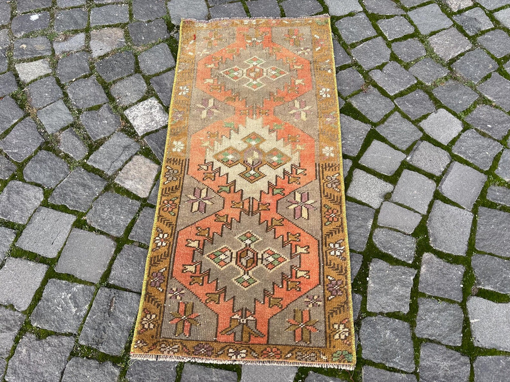 Vintage Turkish Mini Rug 1.5 x 3.2 ft