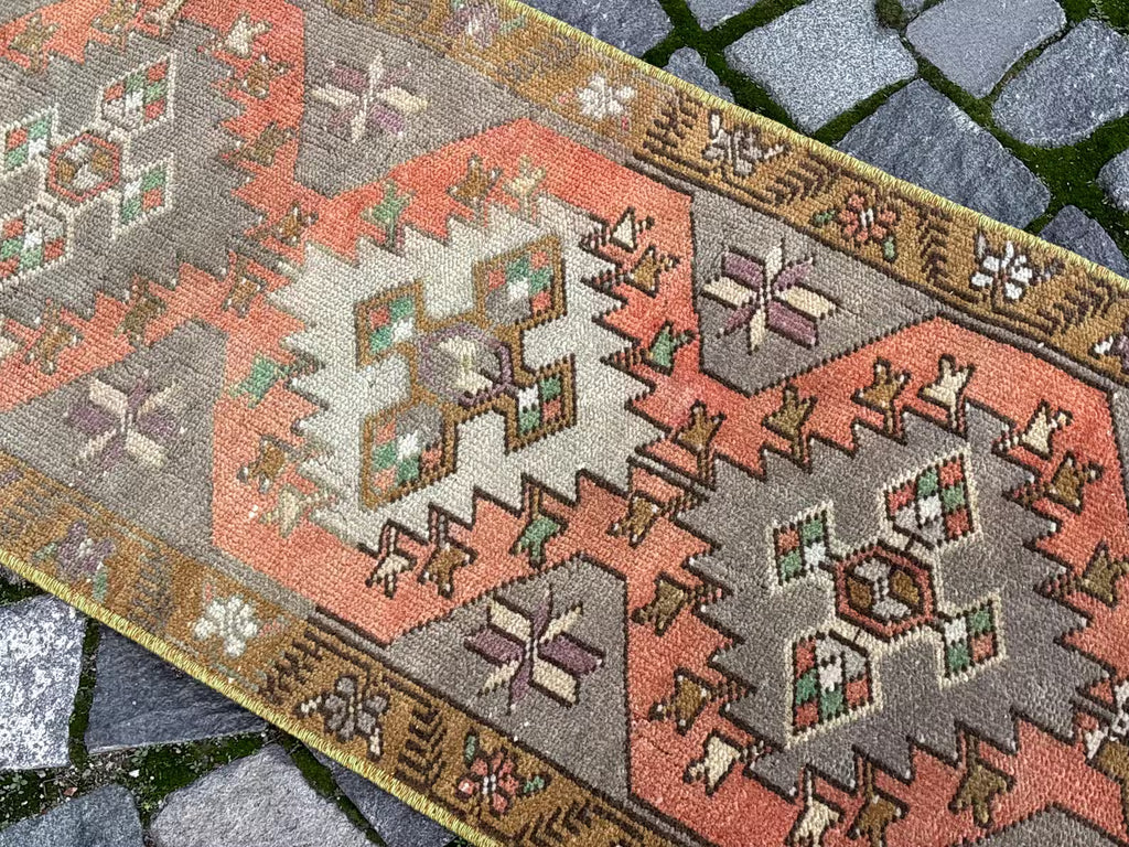 Vintage Turkish Mini Rug 1.5 x 3.2 ft