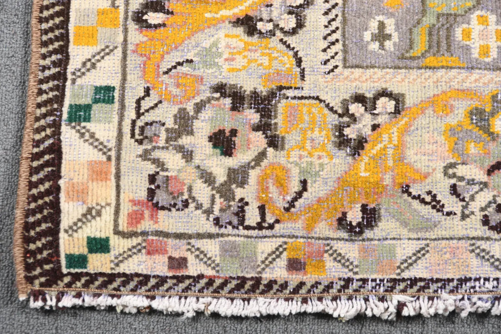 XL Vintage Persian Accent Area rug 5.2 x 10.2 ft