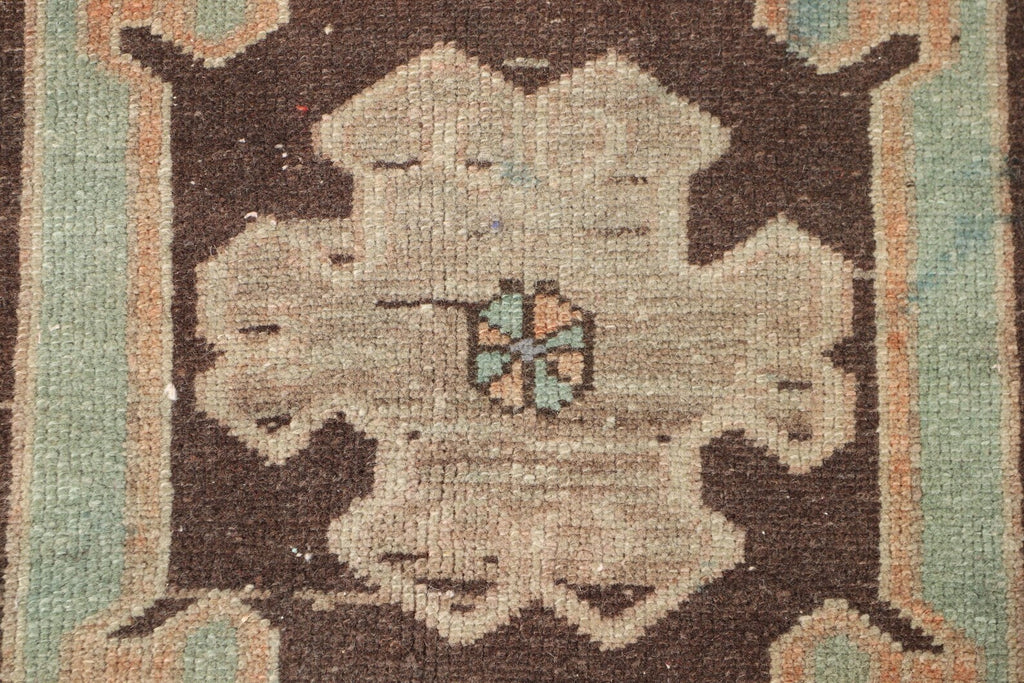 Vintage Turkish Accent Area rug 3.8 x 5.1 ft