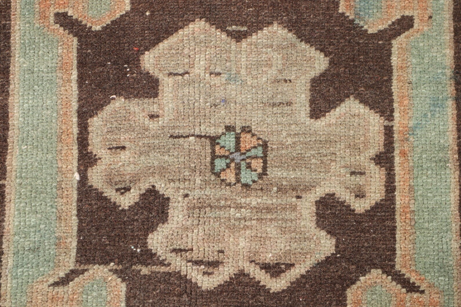 Vintage Turkish Accent Area rug 3.8 x 5.1 ft
