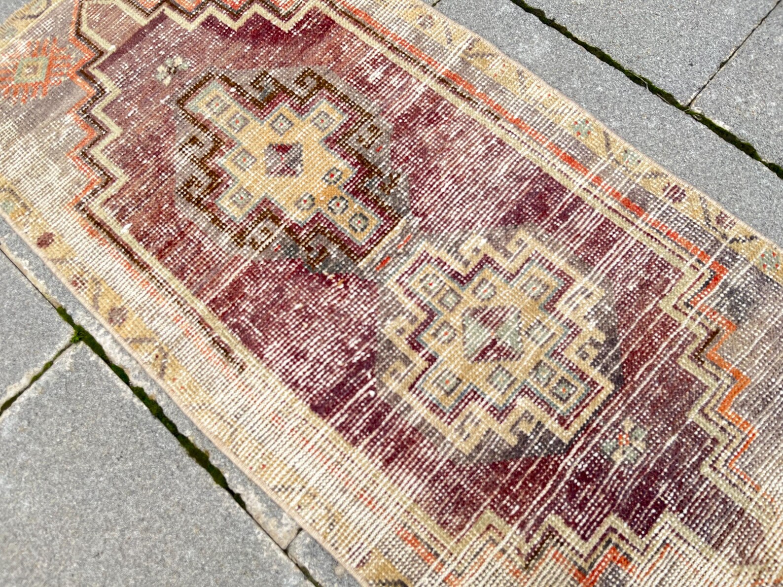 Vintage Turkish Mini Rug 1.7 x 3.5 ft