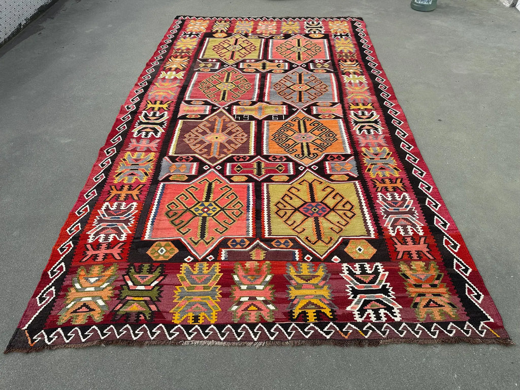 Vintage Turkish Accent Area rug 6.6 x 11 ft