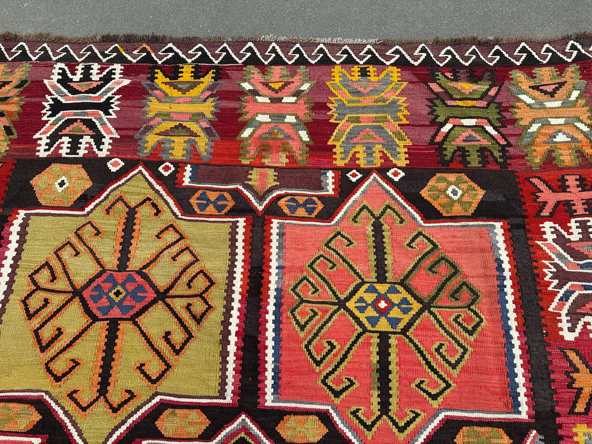 Vintage Turkish Accent Area rug 6.6 x 11 ft