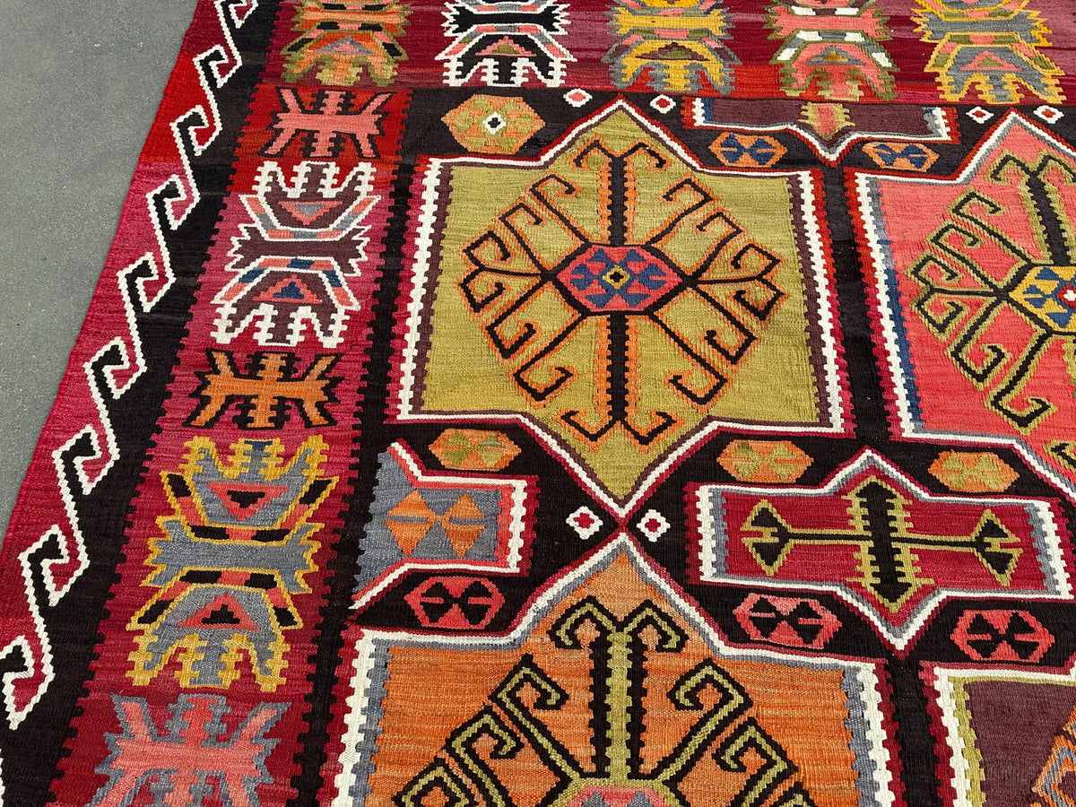 Vintage Turkish Accent Area rug 6.6 x 11 ft