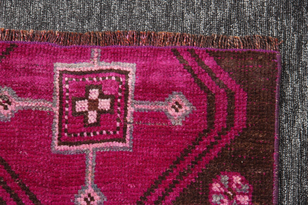Vintage Turkish Accent Area rug 3 x 5.1 ft