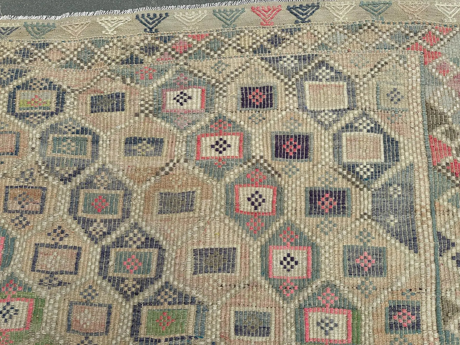 XL Vintage Turkish Accent Area Rug 6.2 x 9.8 ft