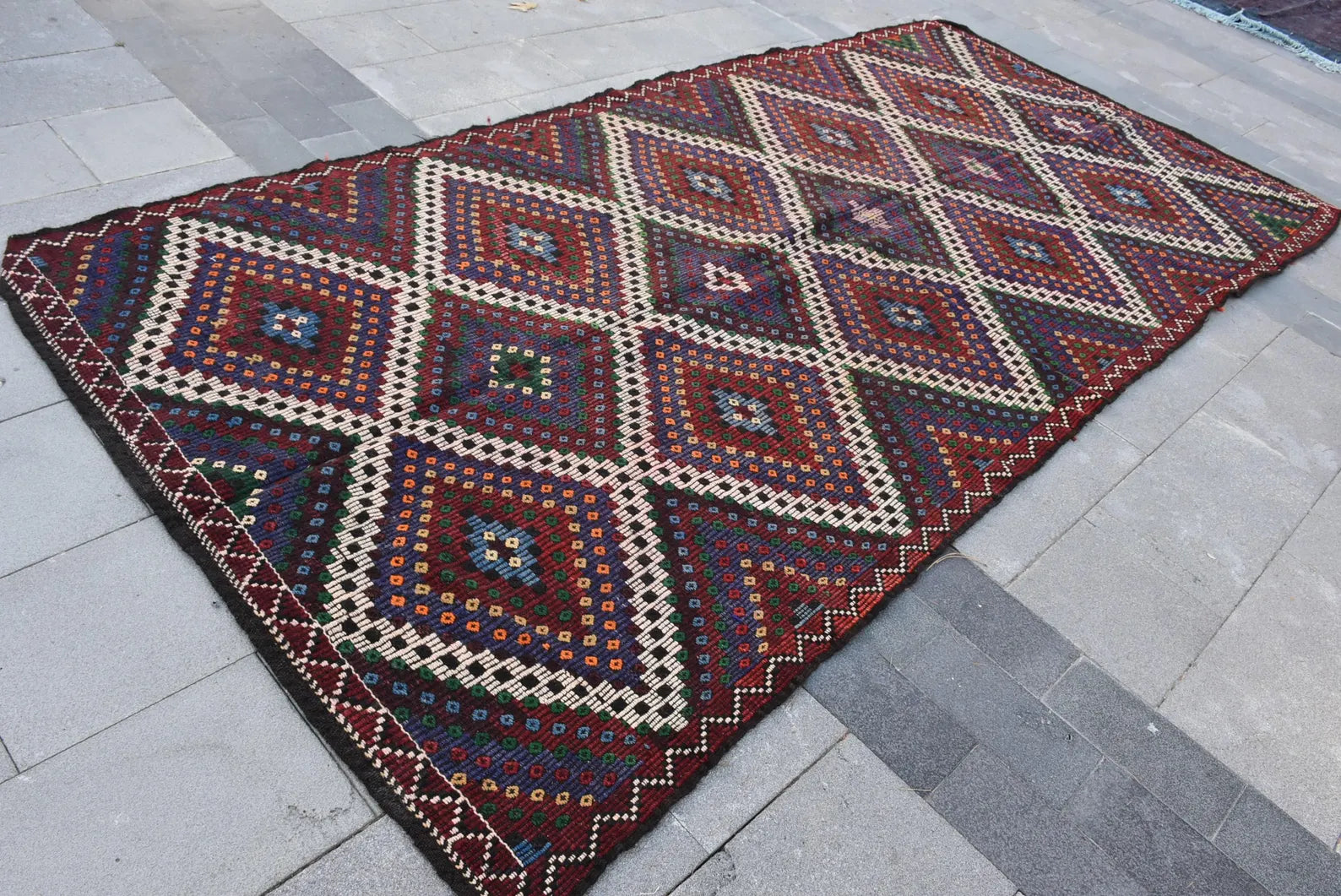 XL Vintage Turkish Accent Area Rug 5.3 x 11.4 ft