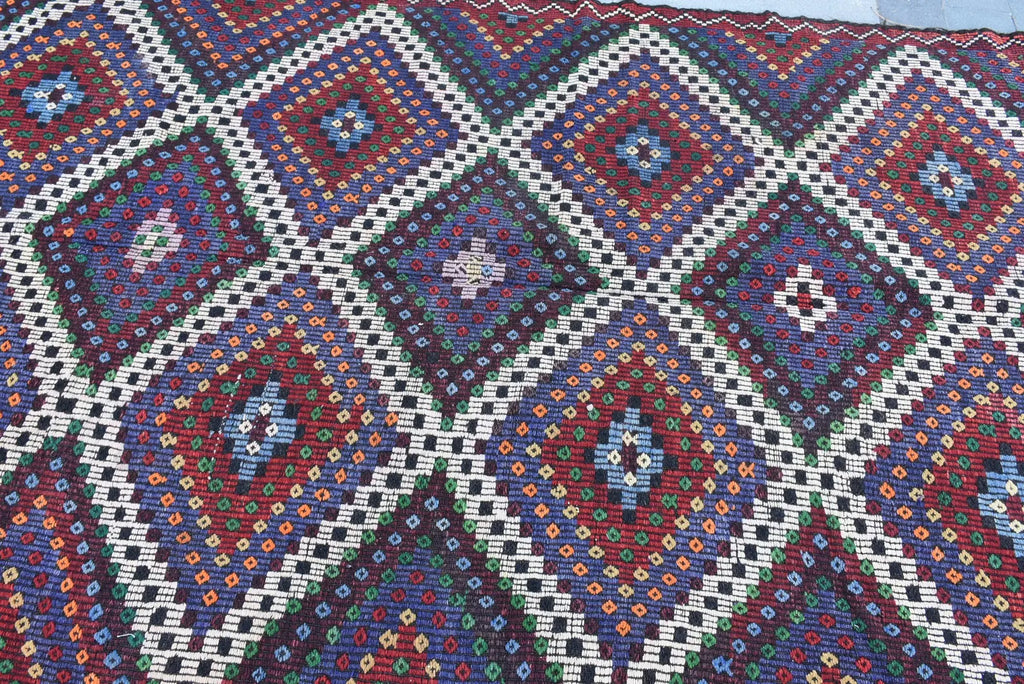 XL Vintage Turkish Accent Area Rug 5.3 x 11.4 ft