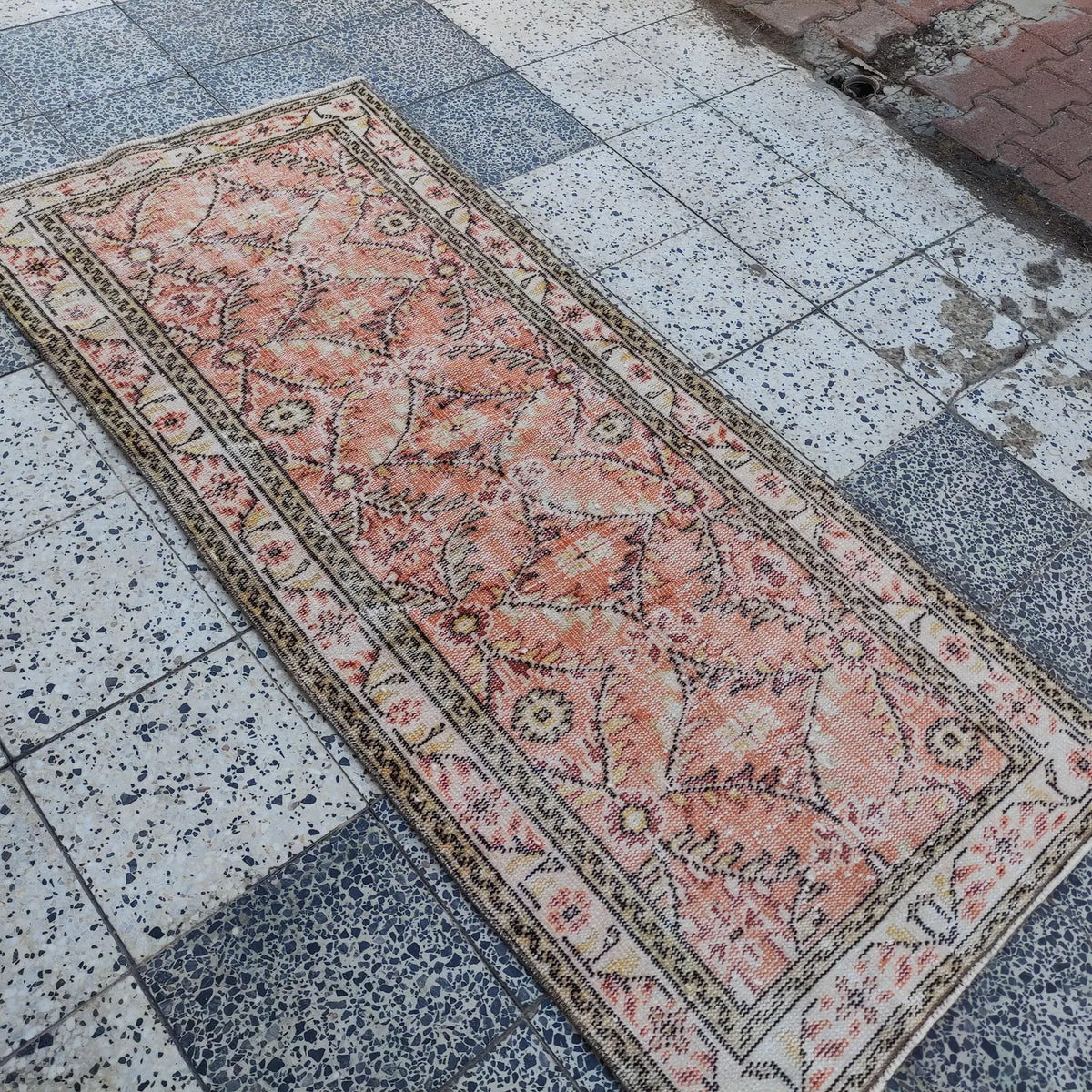 Vintage Turkish Runner Rug 2.9 x 6.4 ft