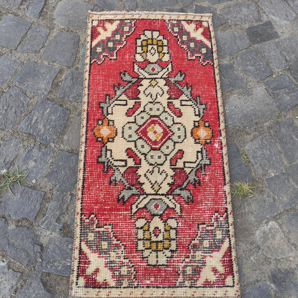 Vintage Turkish Mini Rug 1.4 x 3 ft