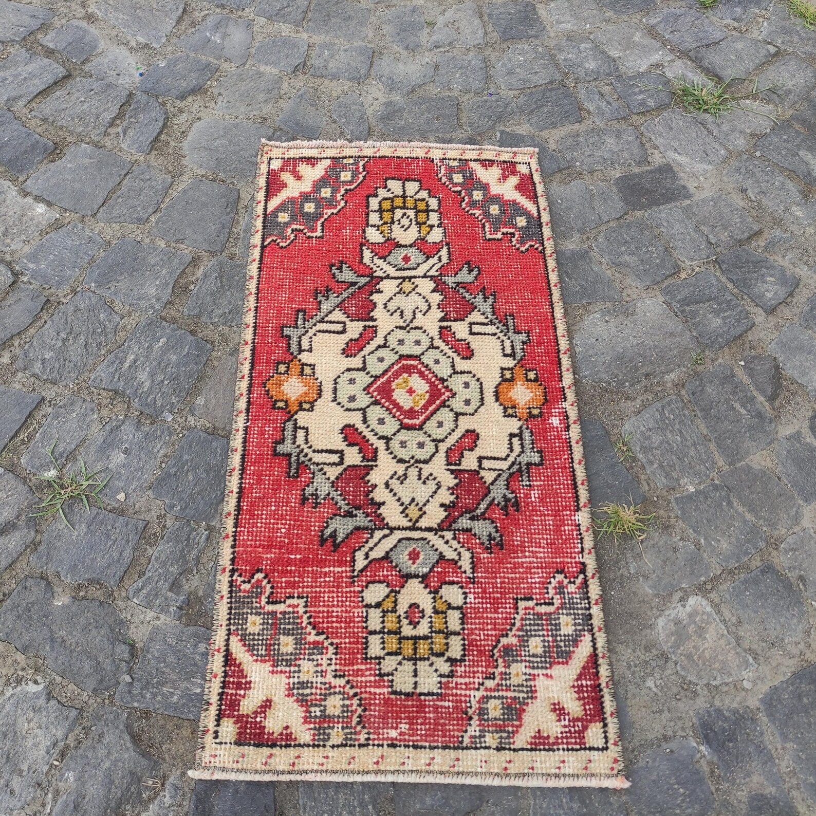 Vintage Turkish Mini Rug 1.4 x 3 ft