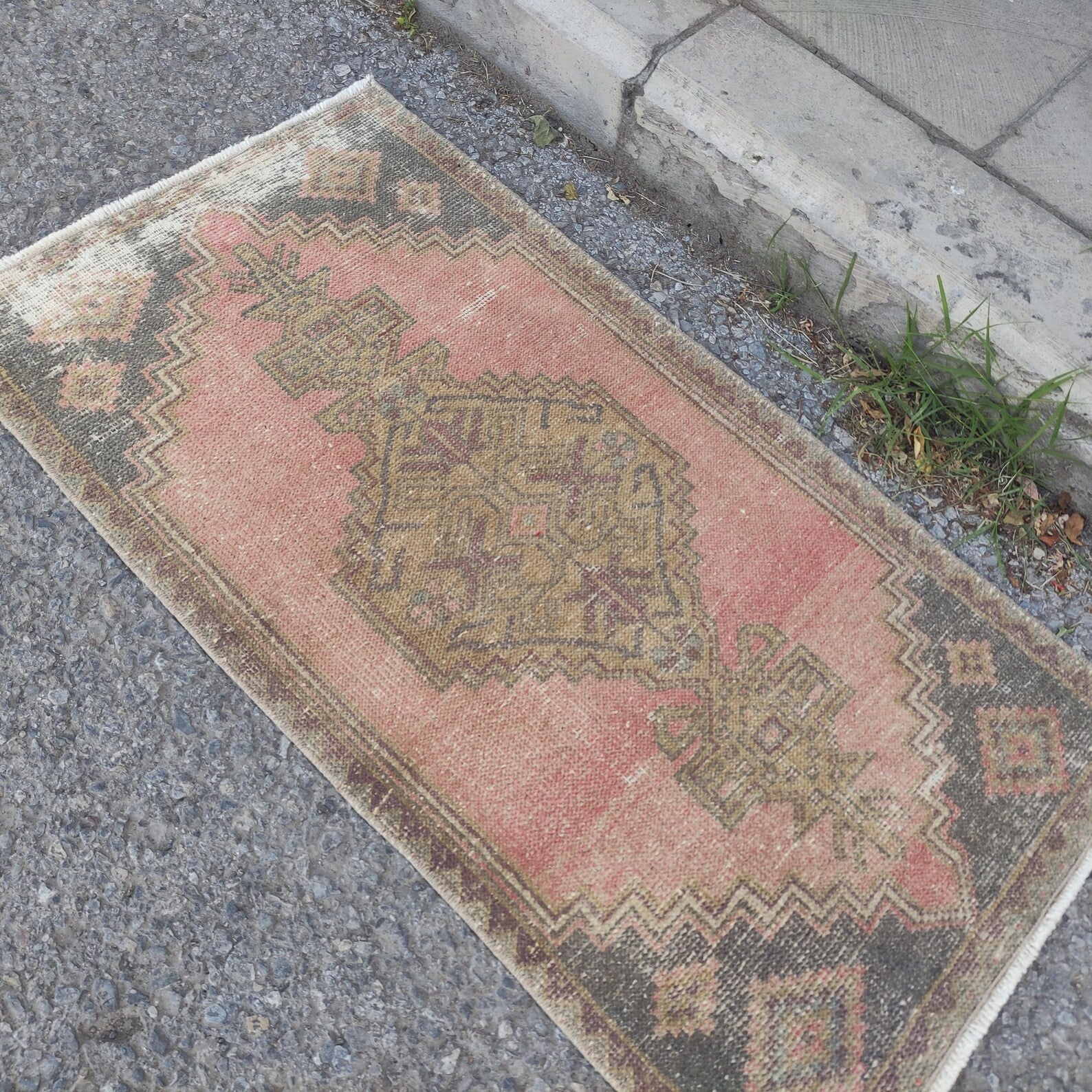 Vintage Turkish Mini Rug 1.7 x 3.2 ft
