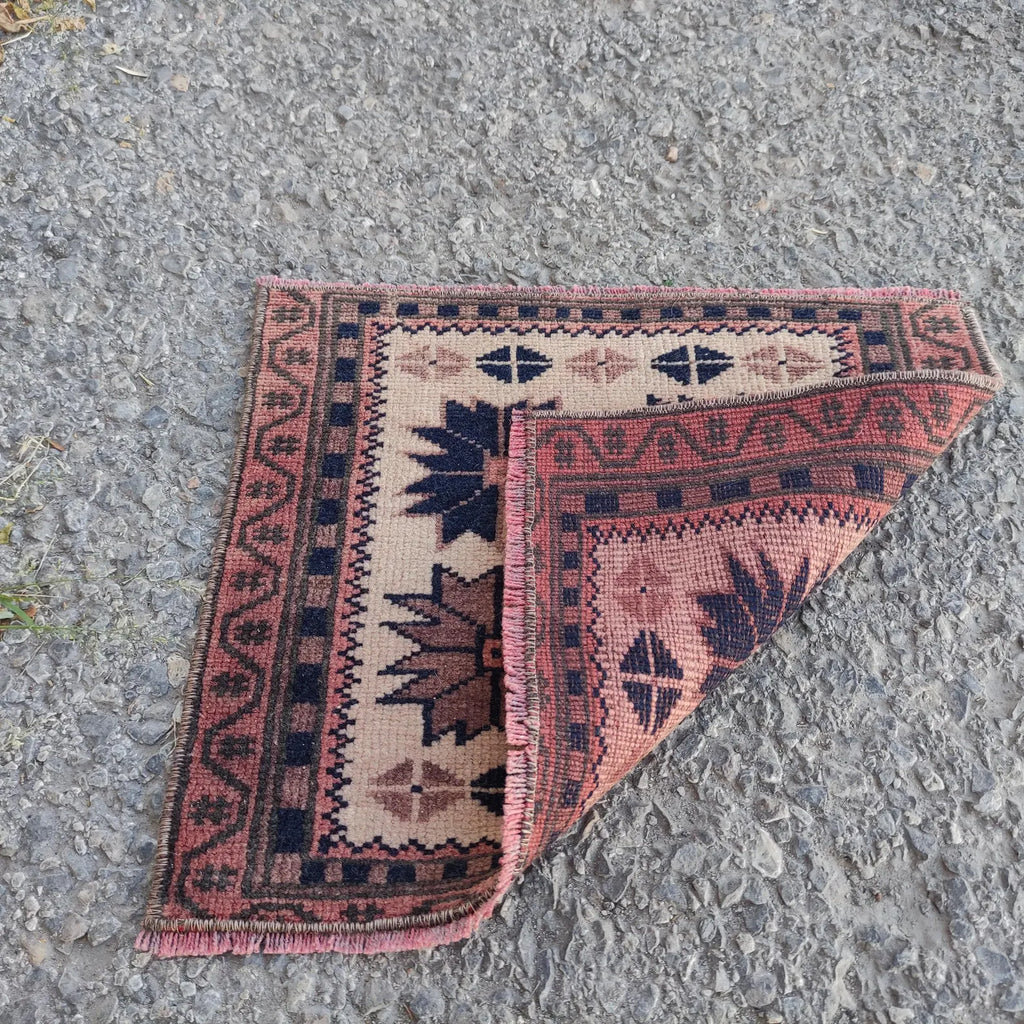 Vintage Turkish Mini Rug 1.4 x 1.2 ft