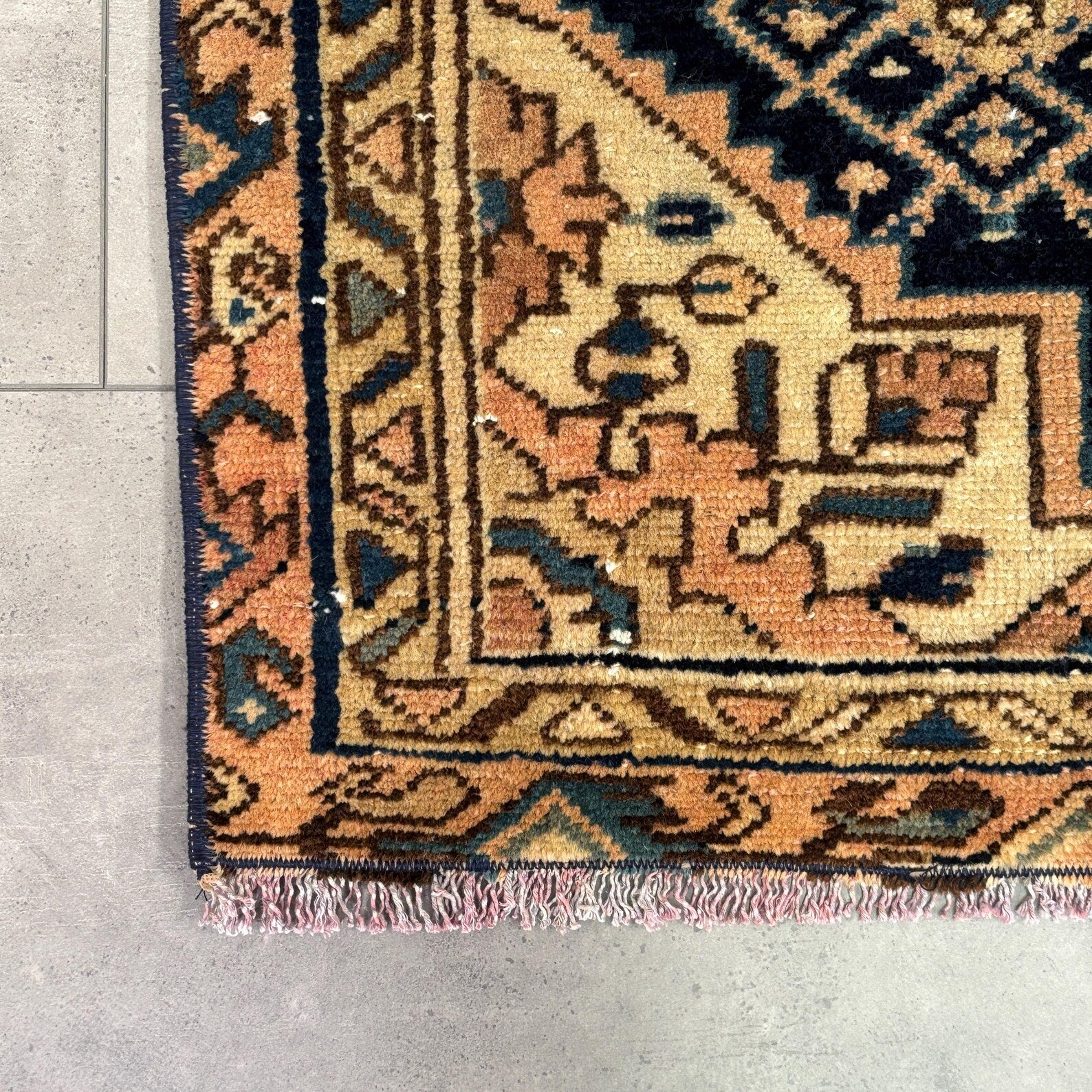 Vintage Persian Accent Area Rug 3 x 4.5 ft