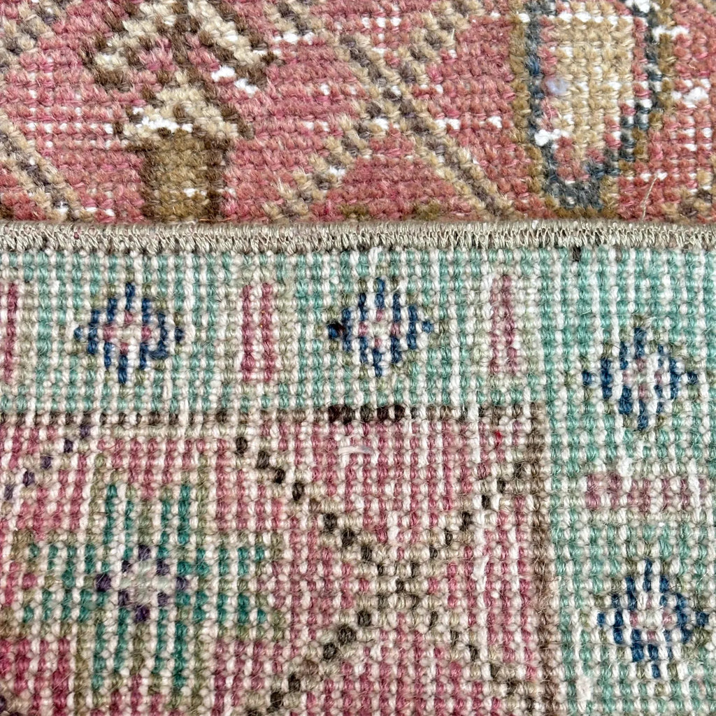 Vintage Persian Accent Area Rug 3 x 4.4 ft