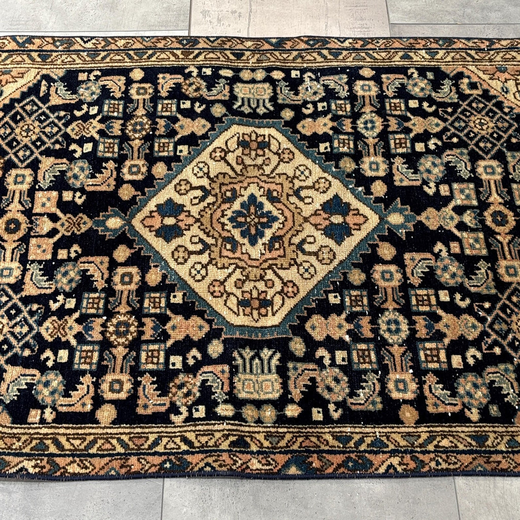 Vintage Persian Accent Area Rug 3 x 4.5 ft