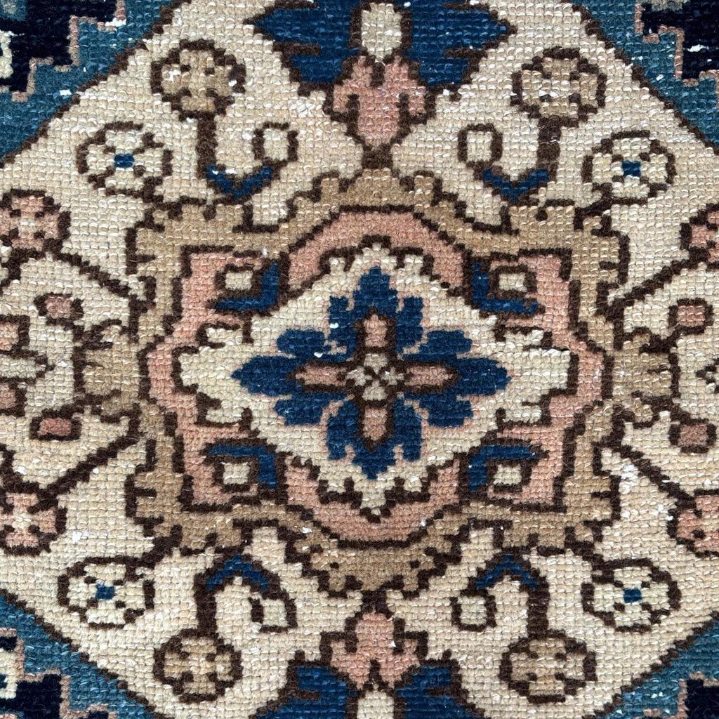 Vintage Persian Accent Area Rug 3 x 4.5 ft