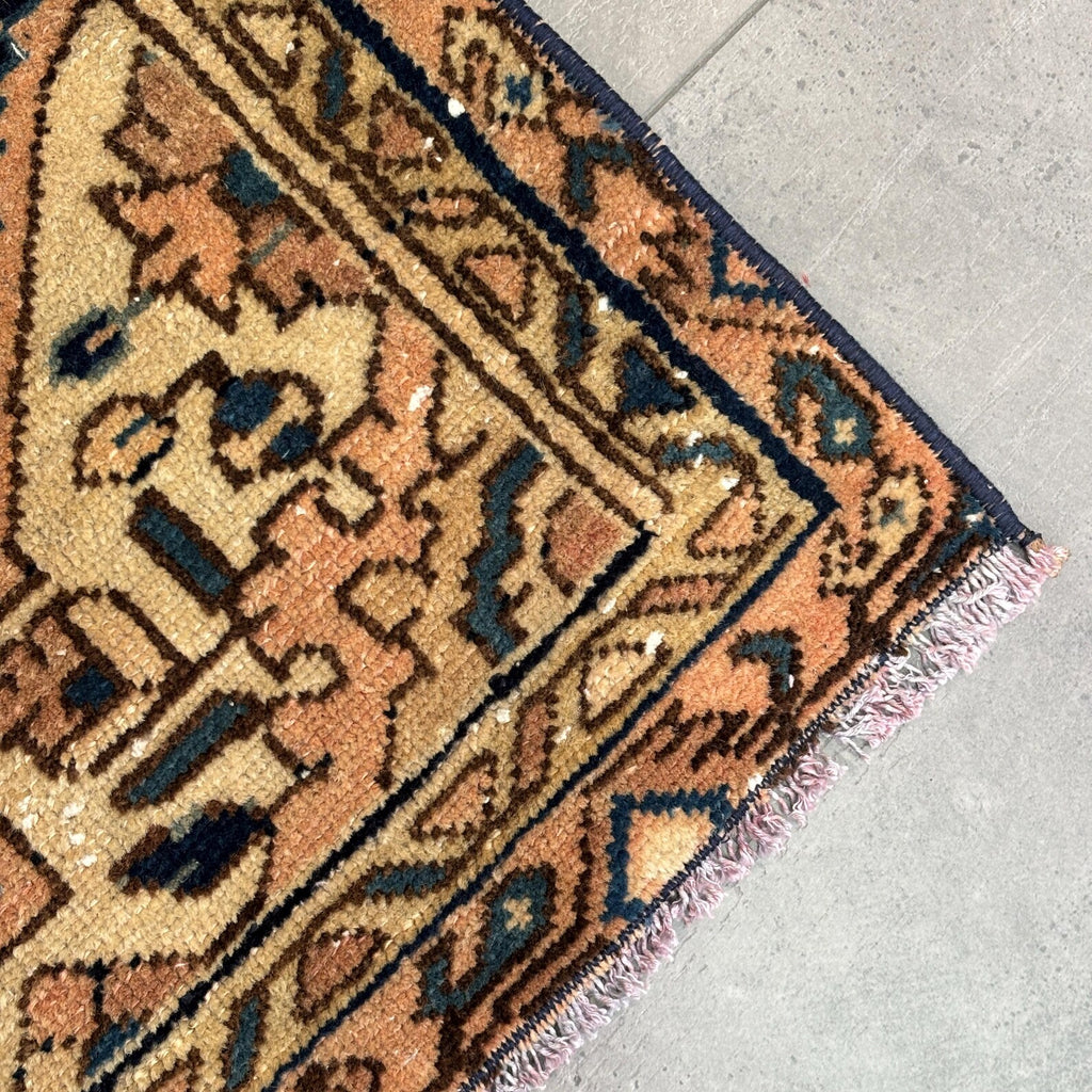 Vintage Persian Accent Area Rug 3 x 4.5 ft