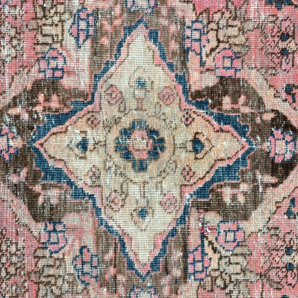 Vintage Persian Accent Area Rug 4 x 6.2 ft